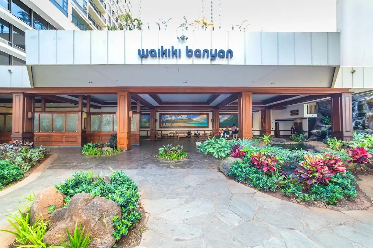 Tropical Gem Near Waikiki Beach With Free Parking! Honolulu USA