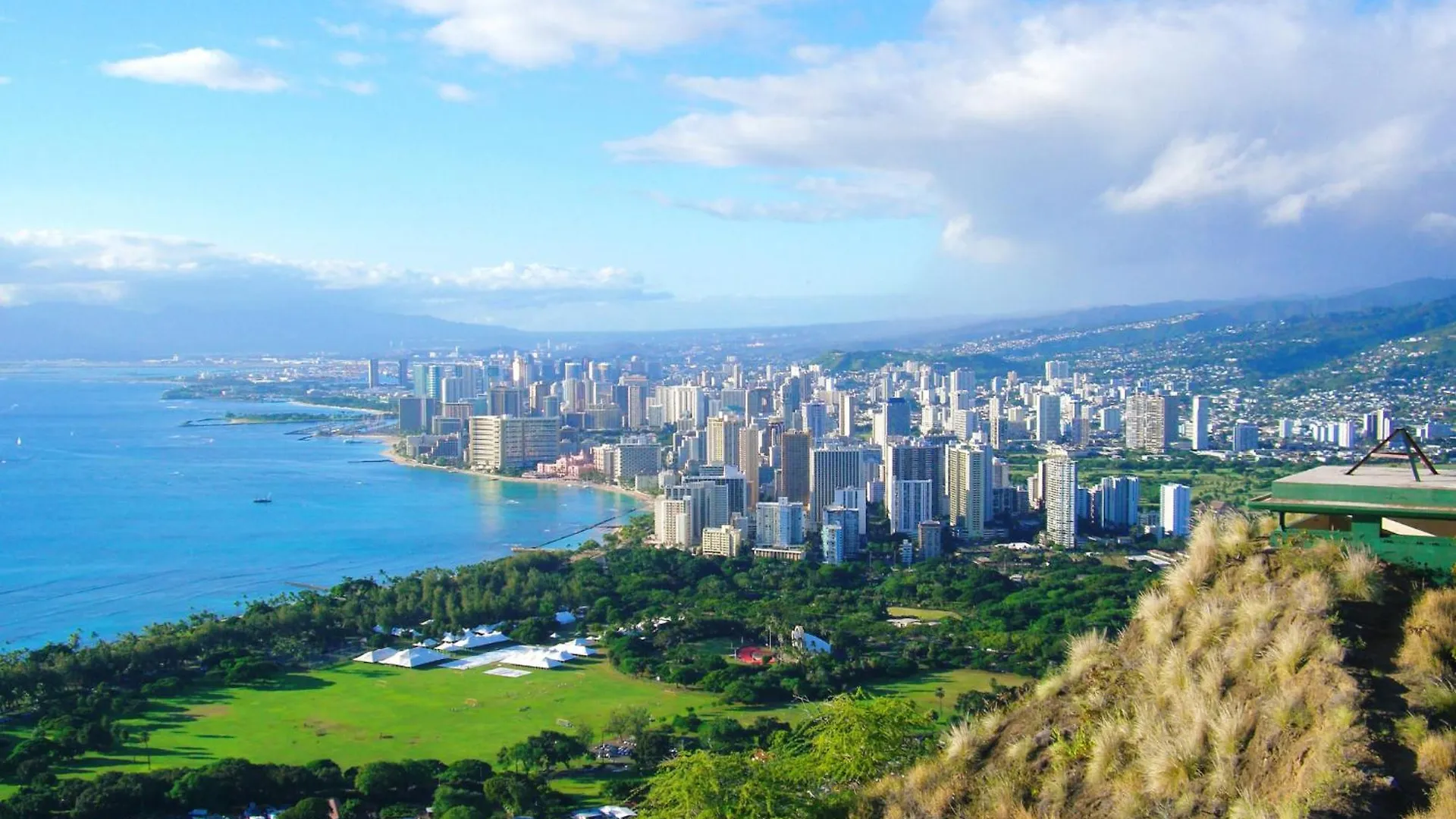 Lägenhet Tropical Gem Near Waikiki Beach With Free Parking! Honolulu USA