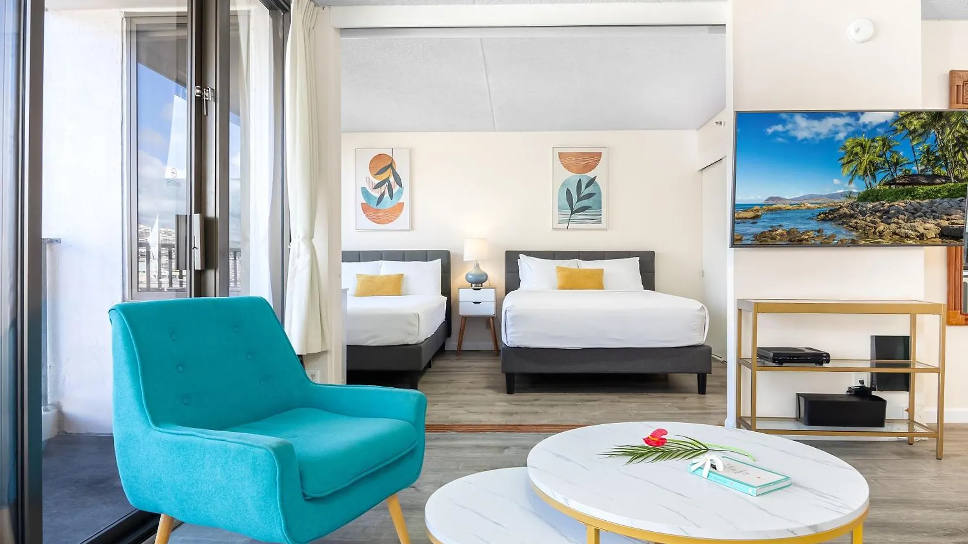Tropical Gem Near Waikiki Beach With Free Parking! Honolulu USA