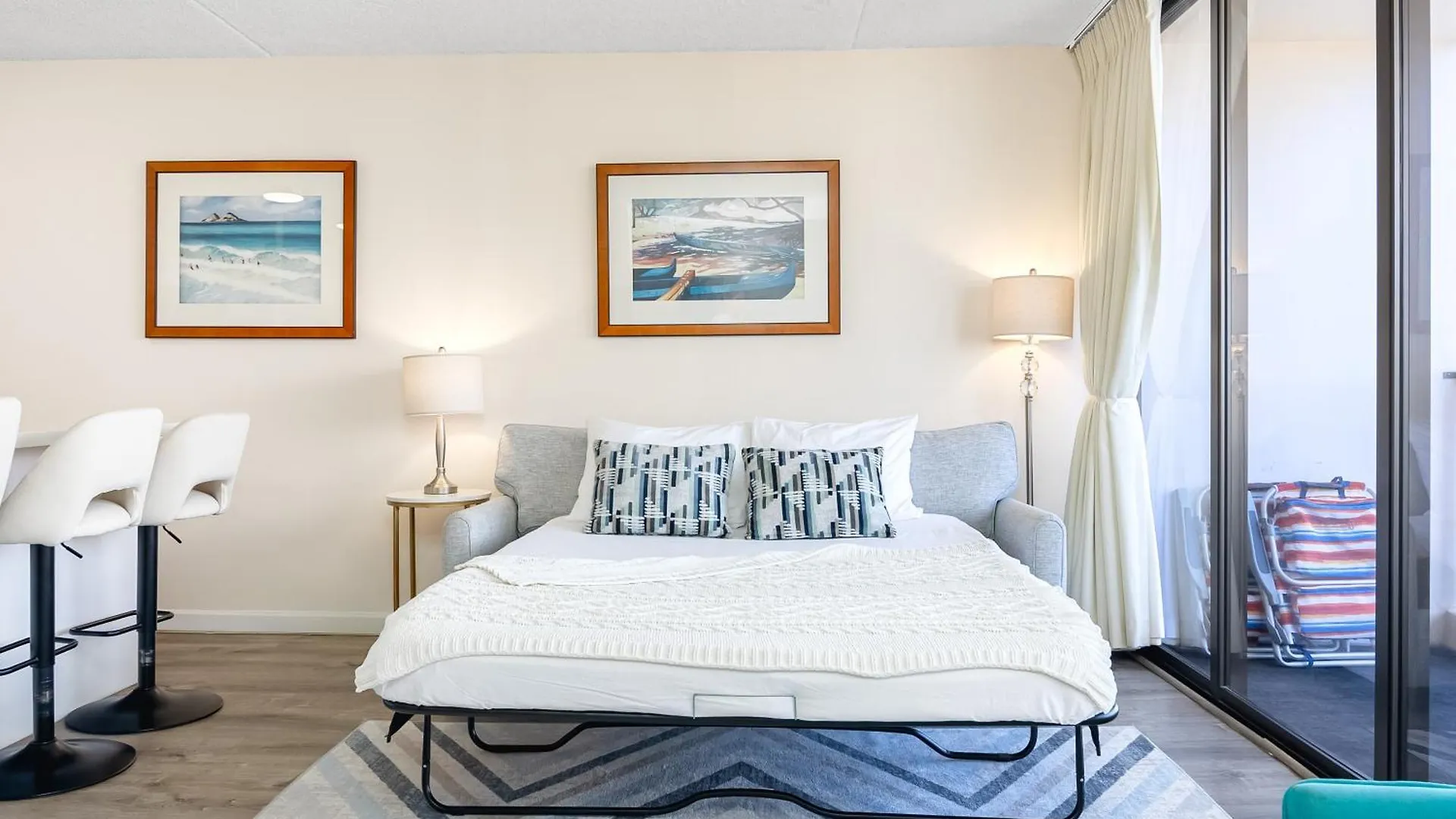 Tropical Gem Near Waikiki Beach With Free Parking! Honolulu Lägenhet