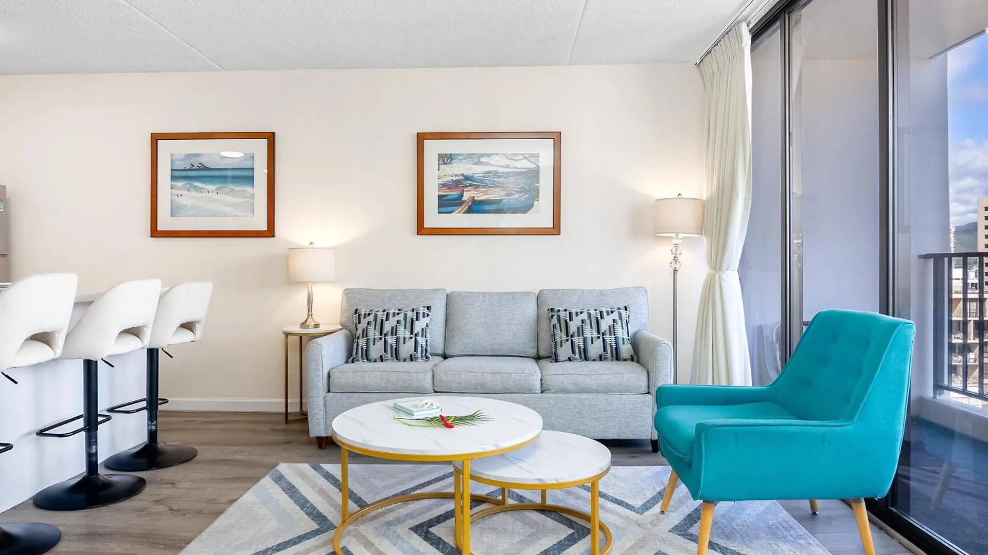 Tropical Gem Near Waikiki Beach With Free Parking! Honolulu